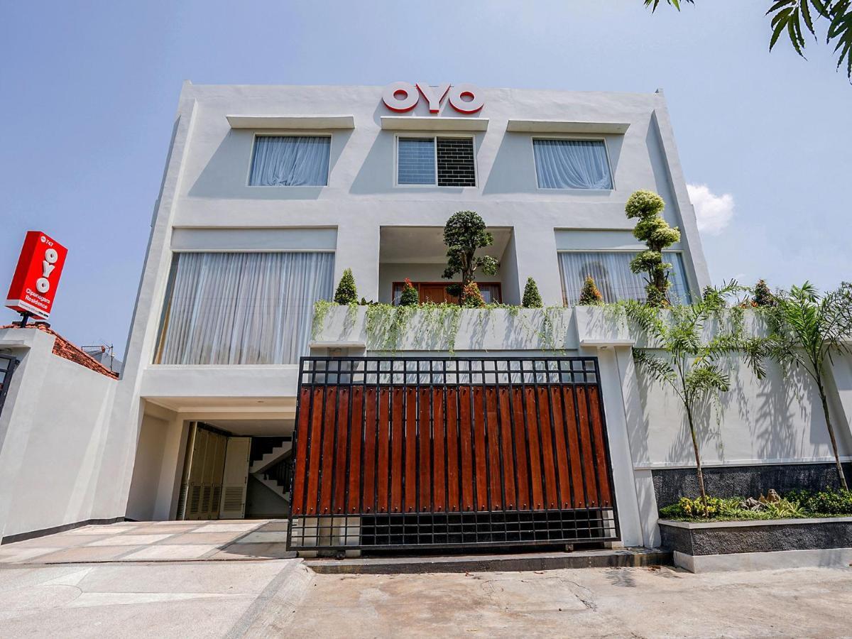 Oyo747西普纳加拉公寓 泗水 外观 照片